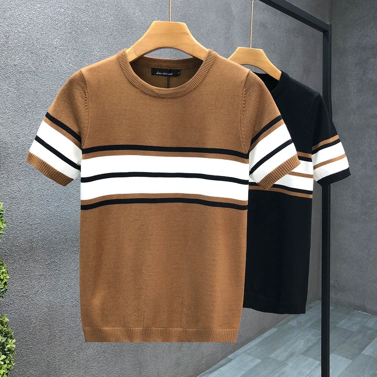 Capri Crewneck
